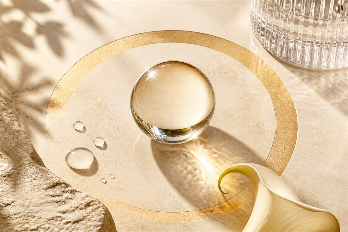 Chemical Peel vs. Dermaplaning: How to Choose Your Exfoliation